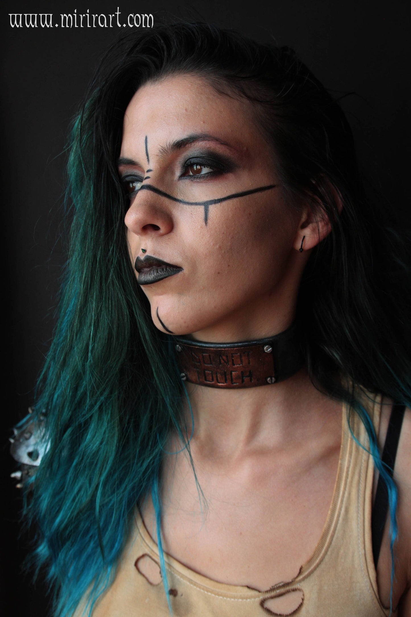 Do Not Touch Choker