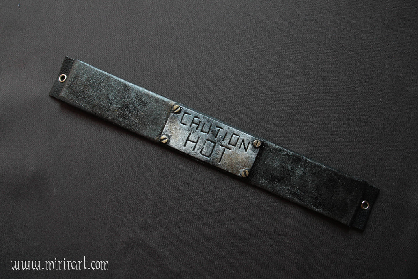 Caution Hot Choker