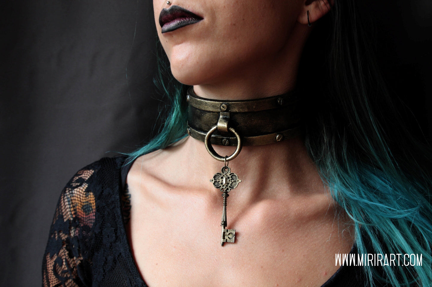 Hera Choker