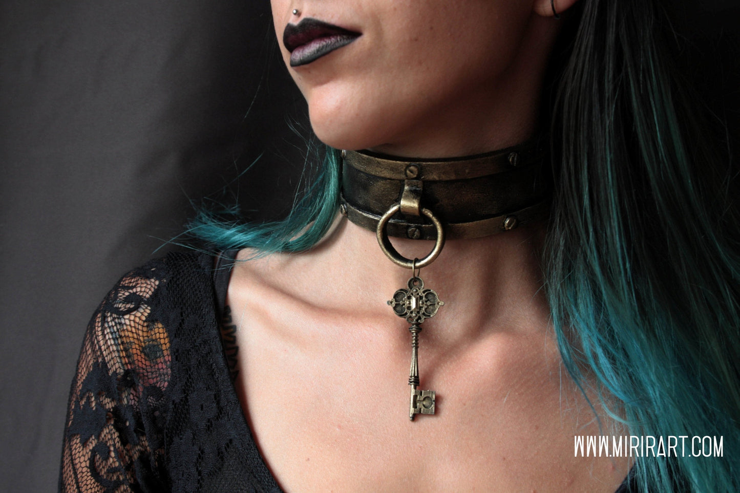 Hera Choker